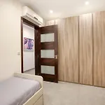 Lovely With Amazing Balcony & Communal Pool By 360 Estates *