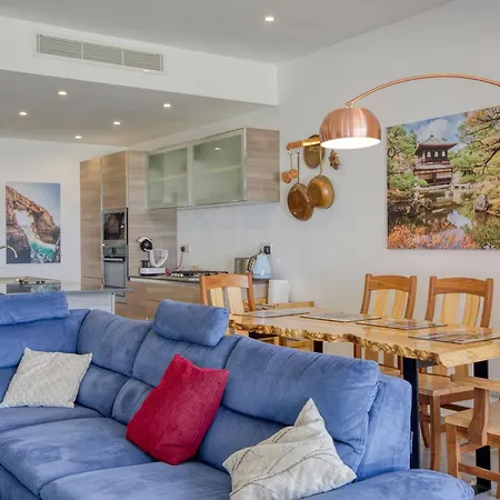 Lovely With Amazing Balcony & Communal Pool By 360 Estates Appartement *