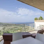 Daire Lovely With Amazing Balcony & Communal Pool By 360 Estates *