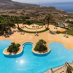 Daire Lovely With Amazing Balcony & Communal Pool By 360 Estates *