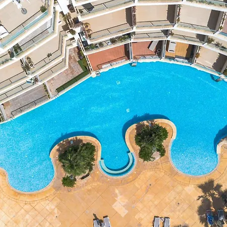 Lovely With Amazing Balcony & Communal Pool By 360 Estates Apartment