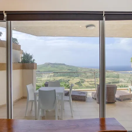 Lovely With Amazing Balcony & Communal Pool By 360 Estates Apartment