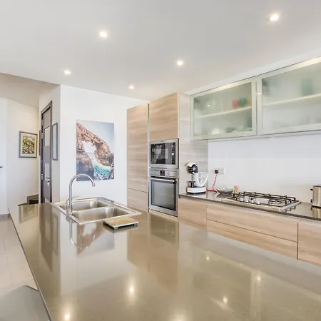 Lovely With Amazing Balcony & Communal Pool By 360 Estates Ghajn Melel