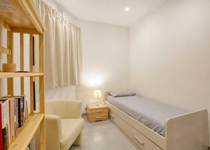 Lovely With Amazing Balcony & Communal Pool By 360 Estates Ghajn Melel