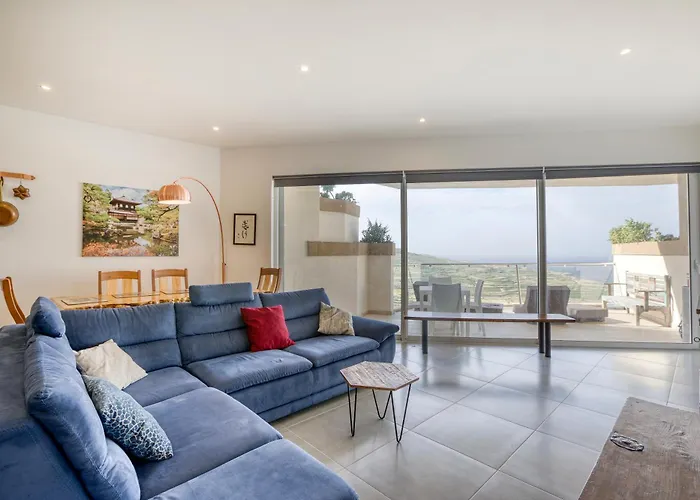 Διαμέρισμα Lovely With Amazing Balcony & Communal Pool By 360 Estates *