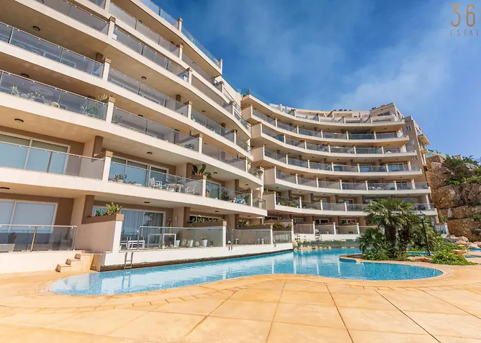 Lovely With Amazing Balcony & Communal Pool By 360 Estates Διαμέρισμα *