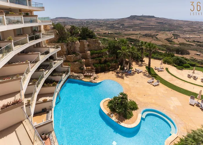 Lovely With Amazing Balcony & Communal Pool By 360 Estates Διαμέρισμα Ghajn Melel